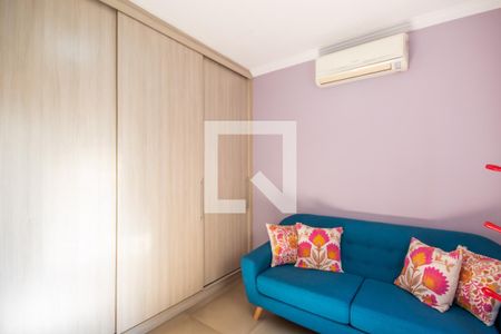 Quarto 2 de casa à venda com 3 quartos, 159m² em Umuarama, Osasco