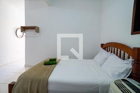 Sala de kitnet/studio para alugar com 1 quarto, 46m² em Piratininga, Niterói