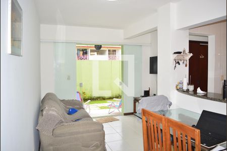 Sala de apartamento para alugar com 1 quarto, 70m² em Praia do Flamengo, Salvador