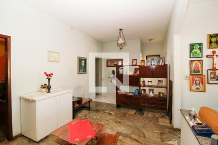 Sala de casa para alugar com 3 quartos, 450m² em Santa Inês, Belo Horizonte