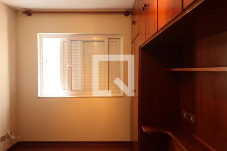 Quarto 1 de apartamento para alugar com 2 quartos, 76m² em Vila Uberabinha, São Paulo