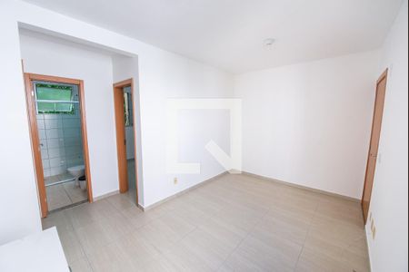 Sala de apartamento para alugar com 2 quartos, 45m² em Água Quente, Taubaté