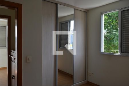 Sala de apartamento à venda com 3 quartos, 119m² em Arvoredo, Contagem