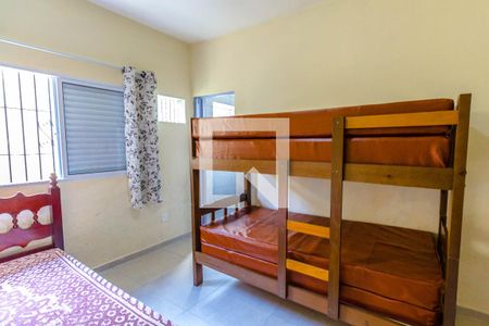 Suíte de casa de condomínio para alugar com 2 quartos, 74m² em Campo da Aviacao, Praia Grande