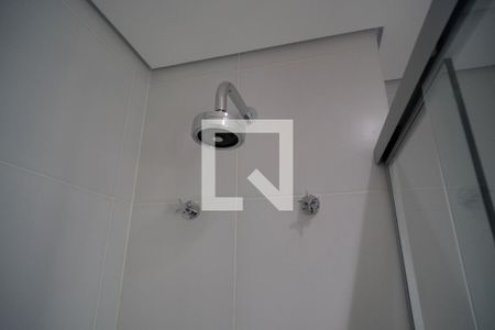Detalhe do banheiro de kitnet/studio para alugar com 1 quarto, 25m² em Pinheiros, São Paulo