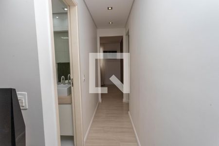 Corredor  de apartamento à venda com 2 quartos, 63m² em Piraporinha, Diadema