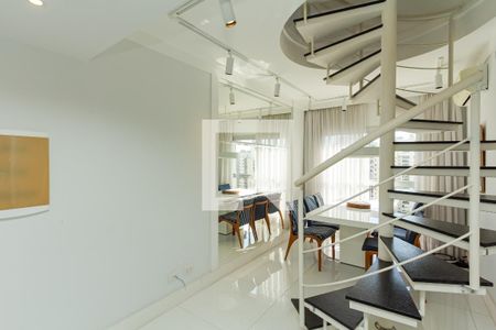 Sala de apartamento à venda com 2 quartos, 100m² em Indianópolis, São Paulo