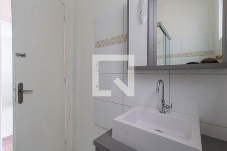 Banheiro de apartamento para alugar com 1 quarto, 33m² em Centro, São Leopoldo