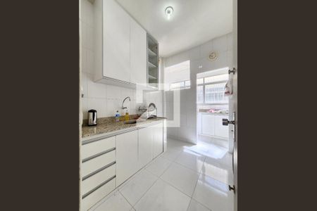 Cozinha de apartamento à venda com 3 quartos, 110m² em Cruzeiro, Belo Horizonte