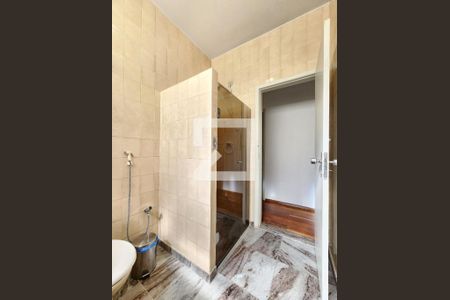 Banheiro de apartamento à venda com 3 quartos, 110m² em Cruzeiro, Belo Horizonte
