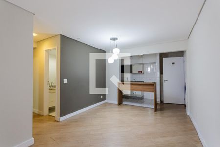 Sala de apartamento para alugar com 3 quartos, 76m² em Campestre, Santo André