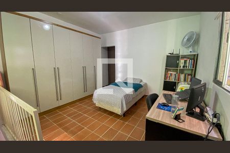 Quarto 1 de casa para alugar com 2 quartos, 80m² em Jardim Alzira Franco, Santo André