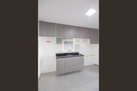 Sala e Cozinha de apartamento para alugar com 2 quartos, 48m² em Centro, Osasco