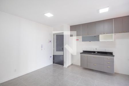 Sala e Cozinha de apartamento para alugar com 2 quartos, 48m² em Centro, Osasco