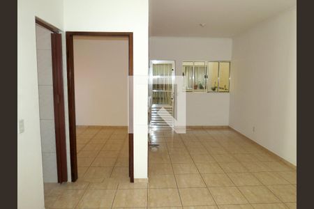 Sala de casa para alugar com 1 quarto, 40m² em Vila Zat, São Paulo