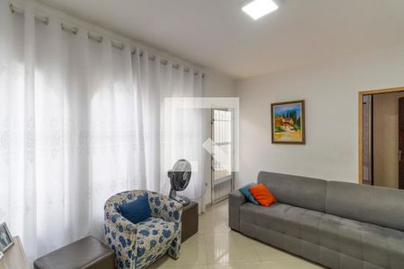 Sala de casa para alugar com 3 quartos, 140m² em Vila Dalila, São Paulo