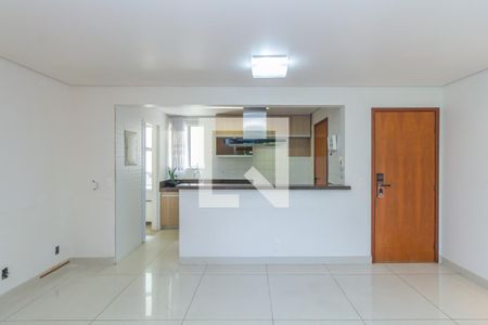 Sala de apartamento à venda com 3 quartos, 95m² em Fernão Dias, Belo Horizonte