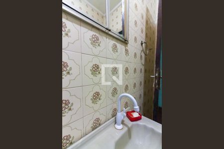 Casa à venda com 212m², 3 quartos e 2 vagas Casa à venda com 212m², 3 quartos e 2 vagasBanheiro 3