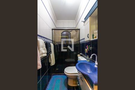 Casa à venda com 212m², 3 quartos e 2 vagas Casa à venda com 212m², 3 quartos e 2 vagasBanheiro 2