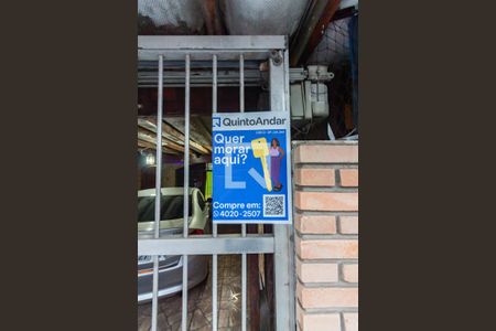 Casa à venda com 212m², 3 quartos e 2 vagas Casa à venda com 212m², 3 quartos e 2 vagasPlaca de Anuncio