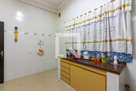 Casa à venda com 212m², 3 quartos e 2 vagas Casa à venda com 212m², 3 quartos e 2 vagasCozinha