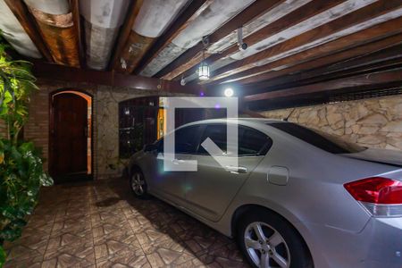 Casa à venda com 212m², 3 quartos e 2 vagas Casa à venda com 212m², 3 quartos e 2 vagasGaragem