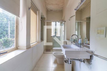 Banheiro da Suíte 1 de casa à venda com 4 quartos, 568m² em Vila Madalena, São Paulo