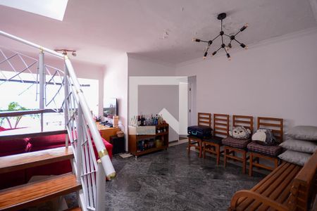 Sala  de apartamento à venda com 3 quartos, 175m² em Vila Santo Estefano, São Paulo