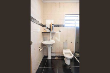 Banheiro de kitnet/studio para alugar com 1 quarto, 66m² em Vila Nogueira, Diadema