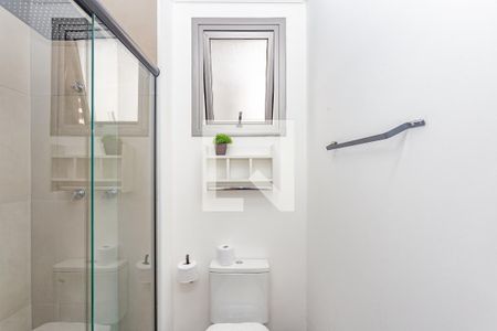 Banheiro de apartamento à venda com 1 quarto, 11m² em Liberdade, São Paulo