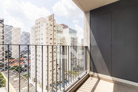 Varanda de kitnet/studio para alugar com 1 quarto, 35m² em Vila Olímpia, São Paulo