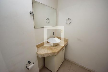 Banheiro de casa de condomínio à venda com 1 quarto, 80m² em Méier, Rio de Janeiro