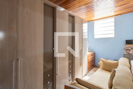 Casa à venda com 140m², 2 quartos e 2 vagas Casa à venda com 140m², 2 quartos e 2 vagasCloset da Suíte