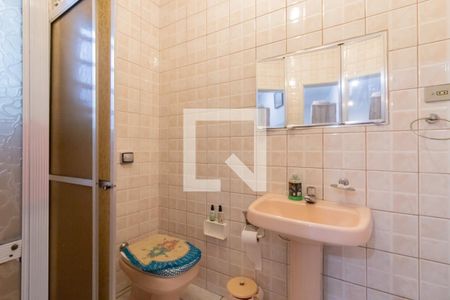 Casa à venda com 140m², 2 quartos e 2 vagas Casa à venda com 140m², 2 quartos e 2 vagasBanheiro