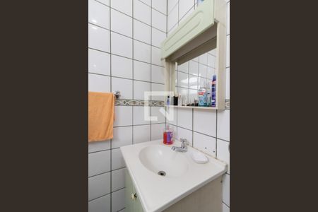 Casa à venda com 140m², 2 quartos e 2 vagas Casa à venda com 140m², 2 quartos e 2 vagasBanheiro 2