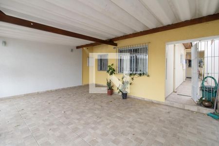 Casa à venda com 140m², 2 quartos e 2 vagas Casa à venda com 140m², 2 quartos e 2 vagasGaragem