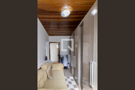 Casa à venda com 140m², 2 quartos e 2 vagas Casa à venda com 140m², 2 quartos e 2 vagasCloset da Suíte