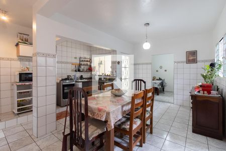 Casa à venda com 140m², 2 quartos e 2 vagas Casa à venda com 140m², 2 quartos e 2 vagasCozinha