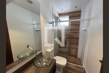 Banheiro da Suíte de casa para alugar com 3 quartos, 100m² em Méier, Rio de Janeiro