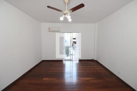 Sala de casa para alugar com 3 quartos, 100m² em Méier, Rio de Janeiro