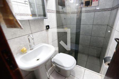 Banheiro de casa à venda com 4 quartos, 118m² em Conjunto Agua Branca, Contagem