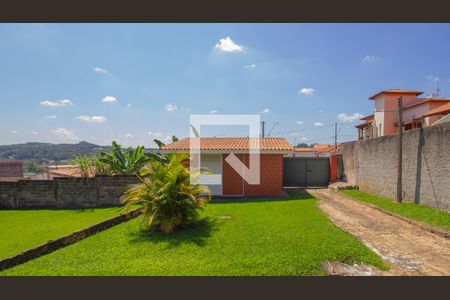 Casa à venda com 440m², 4 quartos e 6 vagas Casa à venda com 440m², 4 quartos e 6 vagasÁrea externa