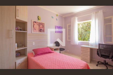 Casa à venda com 440m², 4 quartos e 6 vagas Casa à venda com 440m², 4 quartos e 6 vagasQuarto 2