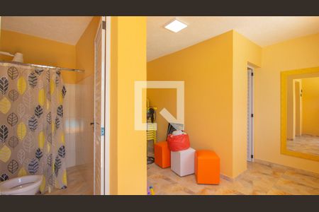 Casa à venda com 440m², 4 quartos e 6 vagas Casa à venda com 440m², 4 quartos e 6 vagasÁrea externa