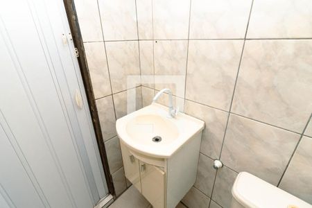Banheiro de casa para alugar com 1 quarto, 30m² em Vila Libanesa, São Paulo
