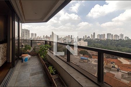 sacada da sala_1 de apartamento à venda com 4 quartos, 215m² em Aclimação, São Paulo