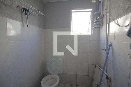 Banheiro de apartamento à venda com 2 quartos, 50m² em Guajuviras, Canoas