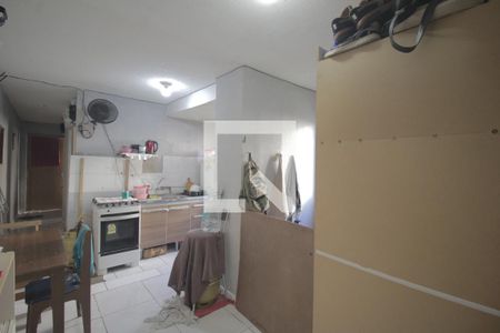 Sala de apartamento à venda com 2 quartos, 50m² em Guajuviras, Canoas