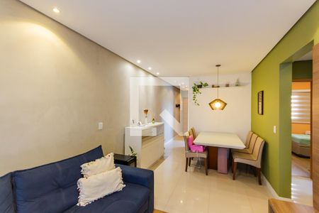 Sala de apartamento para alugar com 2 quartos, 63m² em Campestre, Santo André