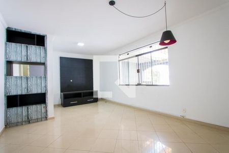 Sala de casa para alugar com 3 quartos, 177m² em Silveira, Santo André